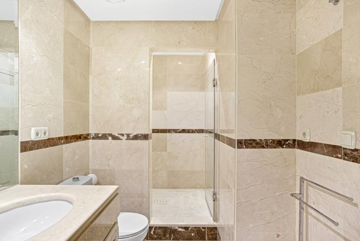 Image No.1-2 Bed Apartment for sale