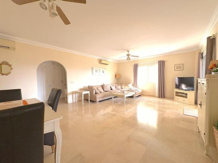 Image No.6-3 Bed Apartment for sale