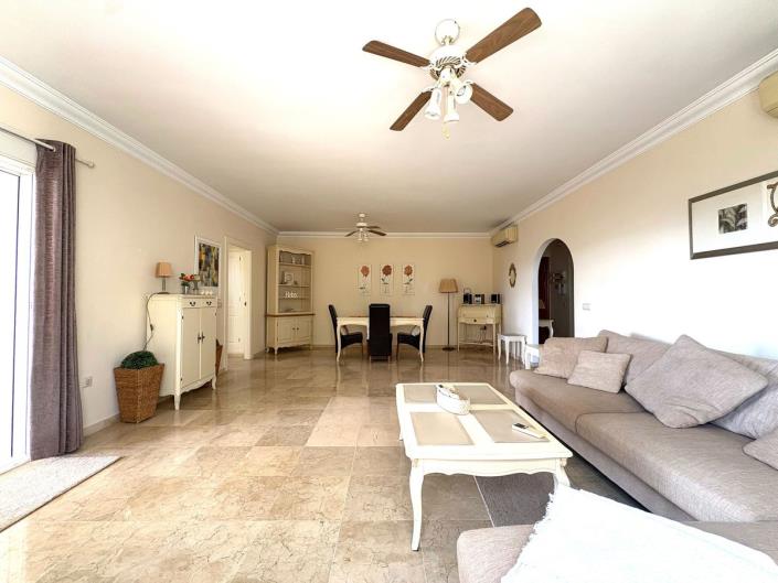 Image No.7-3 Bed Apartment for sale