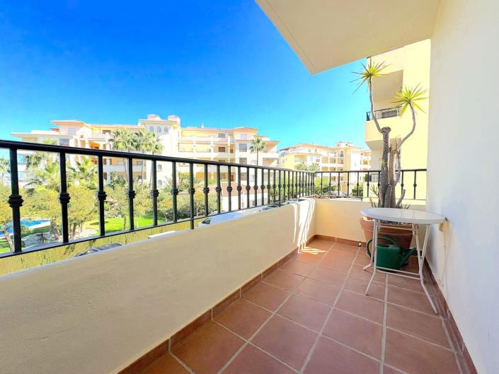 Image No.19-3 Bed Apartment for sale