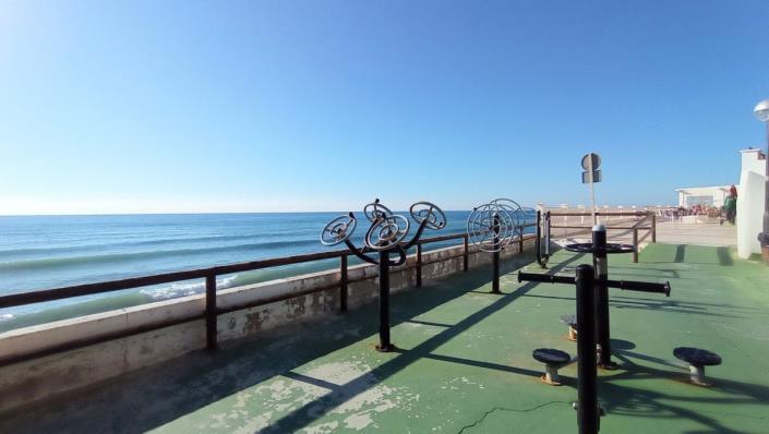 Image No.22-Studio for sale