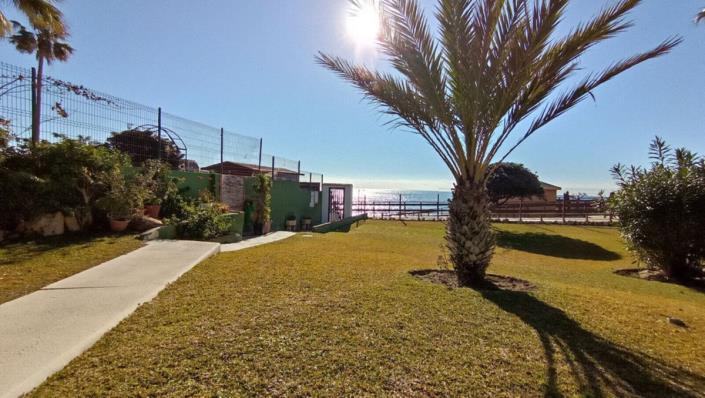 Image No.26-Studio for sale