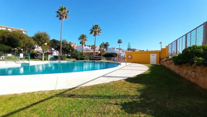 Image No.28-Studio for sale