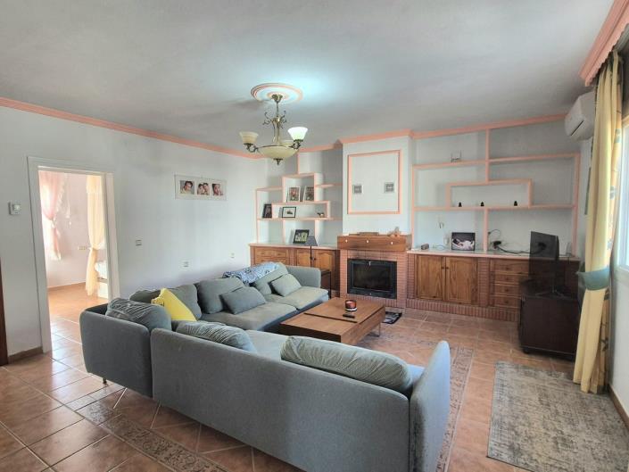 Image No.18-5 Bed Villa / Detached for sale