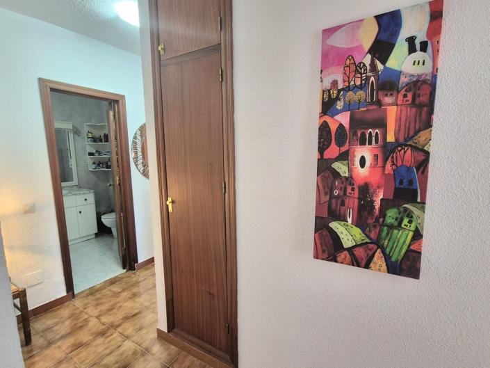 Image No.33-5 Bed Villa / Detached for sale