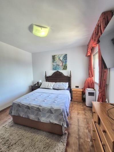 Image No.39-5 Bed Villa / Detached for sale