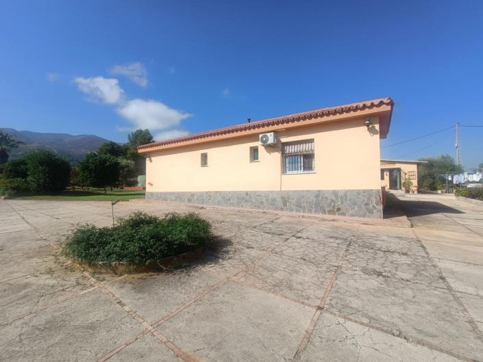 Image No.8-4 Bed Finca for sale