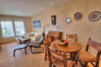 4-c23c0f86247804fa50226aecd8b0b2c8