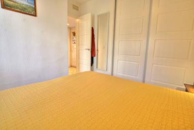 11-20939a0134ad724a8cb2a801094d15a4