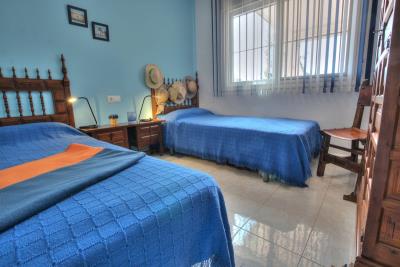 13-5fd73dea700db77384c091ca9818b1a9