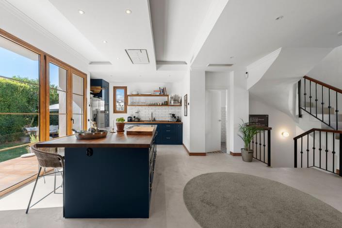 Image No.10-4 Bed Villa / Detached for sale