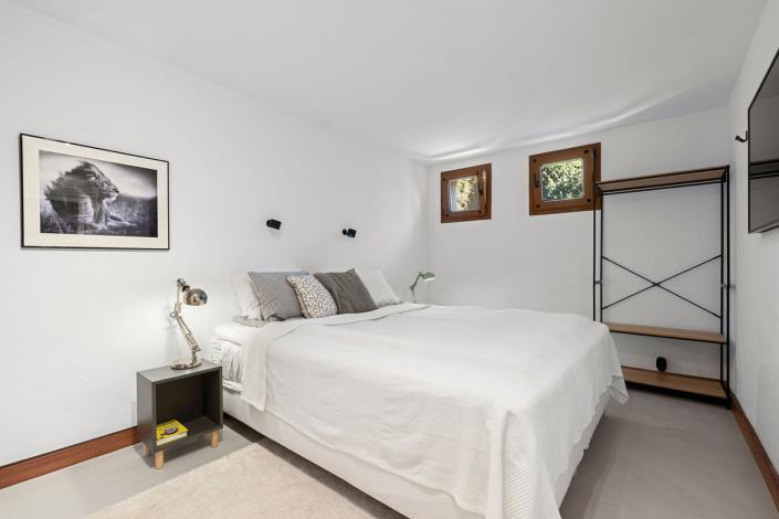 Image No.19-4 Bed Villa / Detached for sale