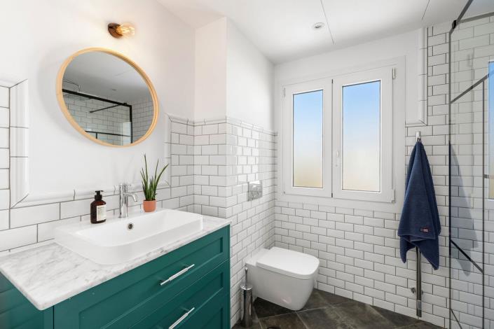 Image No.20-4 Bed Villa / Detached for sale