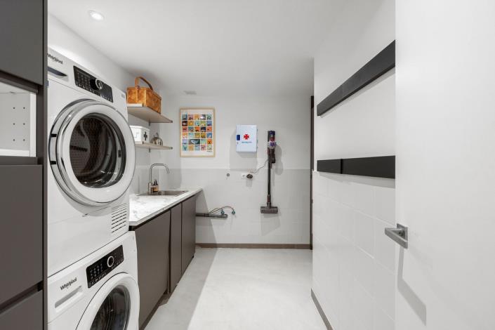 Image No.22-4 Bed Villa / Detached for sale