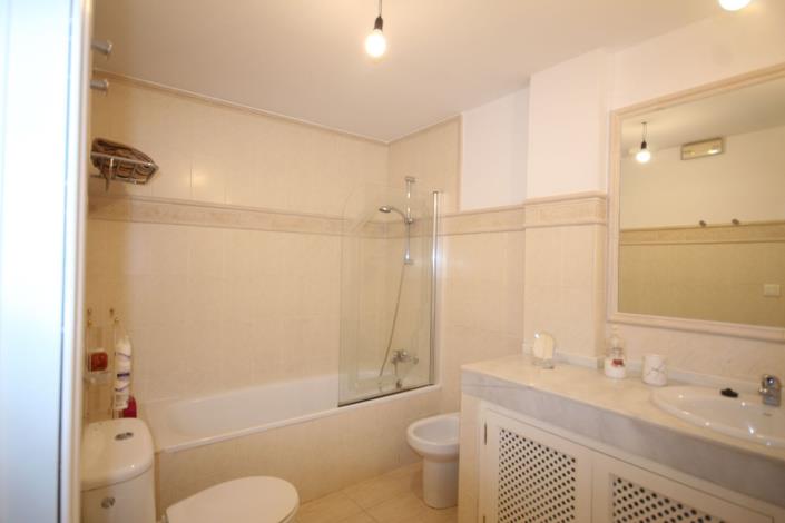 Image No.29-3 Bed Apartment for sale