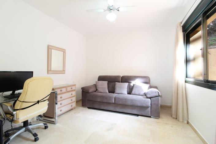 Image No.11-3 Bed Apartment for sale