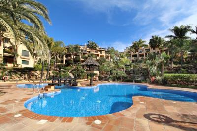 15-11d12f2f454f2f5e9b981fdd8b901d51