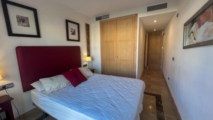 Image No.20-2 Bed Apartment for sale