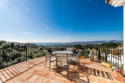 2-5bd7b9d04b45e33852eaf0ec6670150d