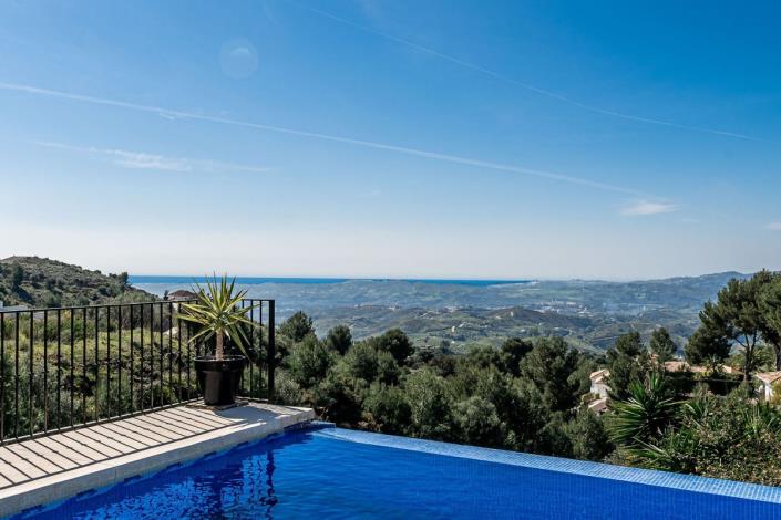 Image No.4-5 Bed Villa / Detached for sale