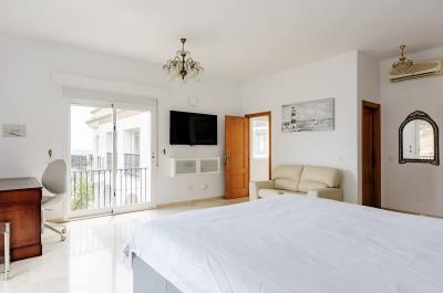 14-d70dc3102c00d7be0e872dfe1c1f86d7