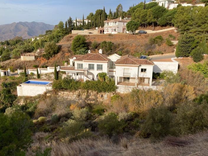 Image No.47-5 Bed Villa / Detached for sale