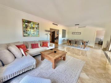 2-5bd7b9d04b45e33852eaf0ec6670150d