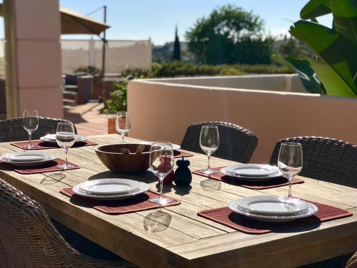 Image No.17-3 Bed Apartment for sale