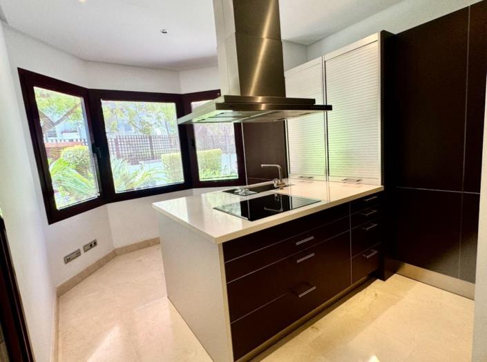 Image No.14-2 Bed Apartment for sale