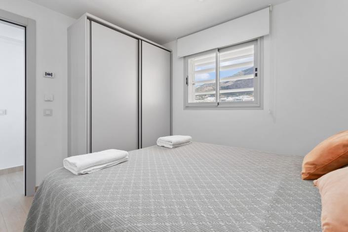 Image No.12-3 Bed Apartment for sale