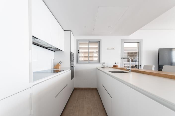 Image No.13-3 Bed Apartment for sale