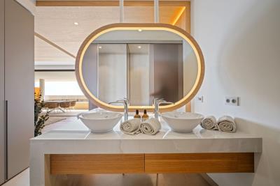 9-467d0cee5b725f3ef65f102a0c2e69c0