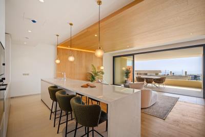 10-bb915d1cb19341576dcdc994b81ab9c5