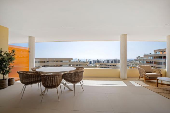 Image No.15-3 Bed Apartment for sale