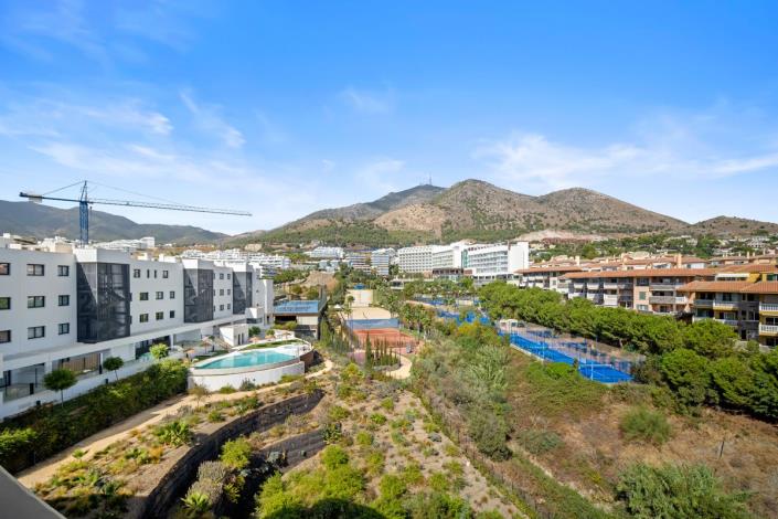 Image No.19-3 Bed Apartment for sale