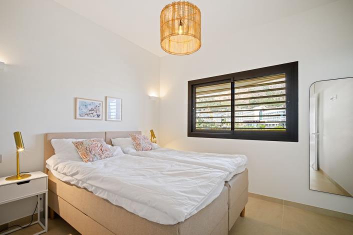 Image No.20-3 Bed Apartment for sale