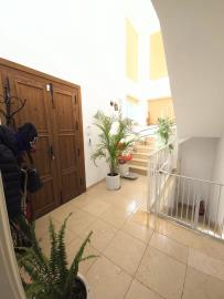 4-c23c0f86247804fa50226aecd8b0b2c8