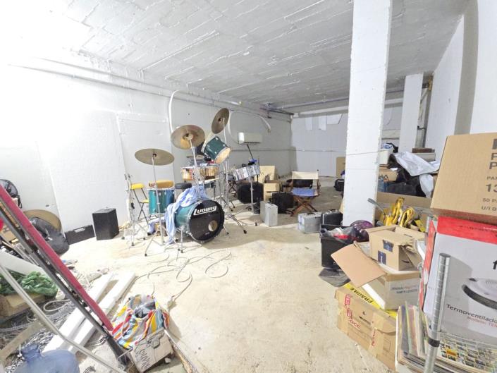 Image No.30-4 Bed Villa / Detached for sale