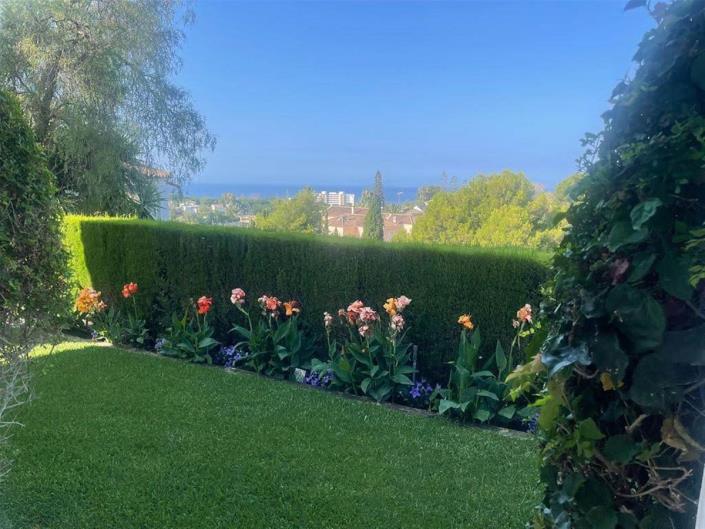 Image No.22-4 Bed Villa / Detached for sale