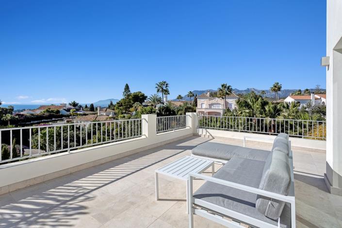 Image No.36-4 Bed Villa / Detached for sale