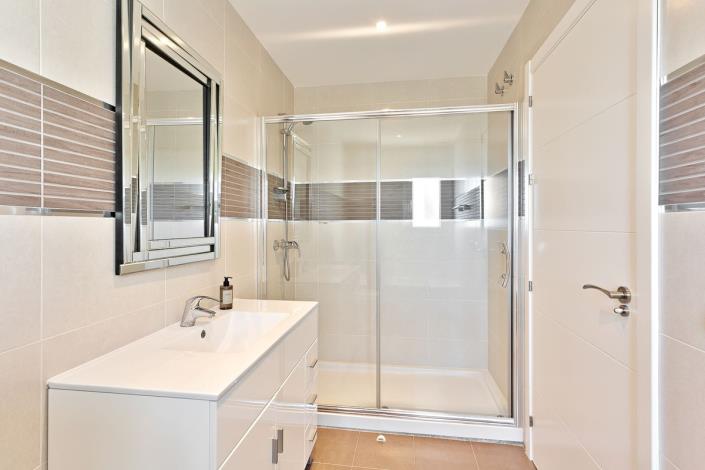 Image No.52-4 Bed Villa / Detached for sale