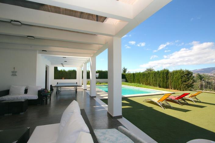 Image No.9-8 Bed Villa / Detached for sale