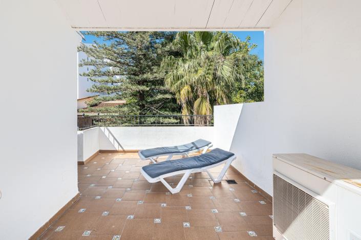 Image No.11-3 Bed Townhouse for sale