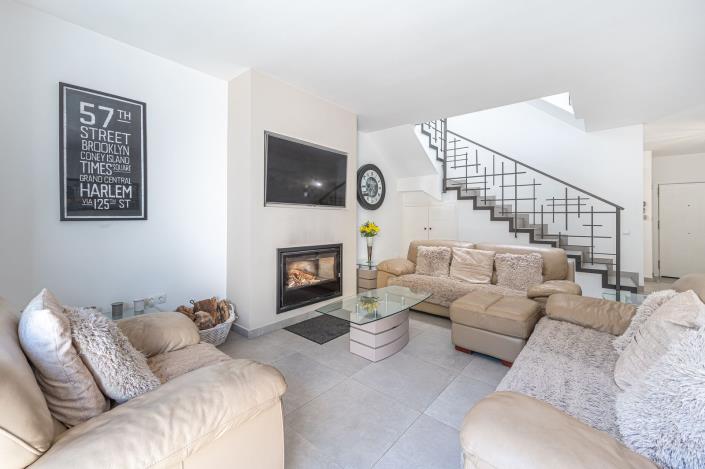 Image No.34-3 Bed Townhouse for sale