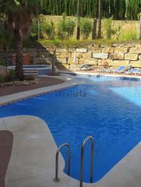 30-bcd86c17734f15cafe3fe93603e95380