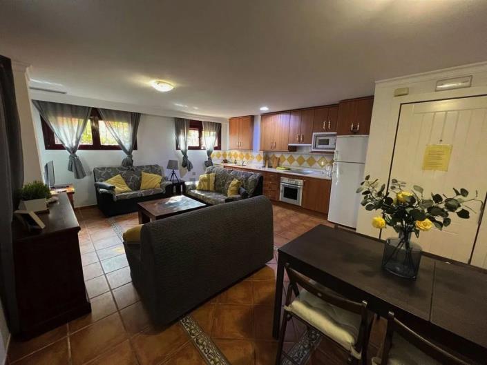 Image No.28-2 Bed Apartment for sale