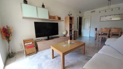 4-498bdfab4a7fcf25df40c2176acd63a0