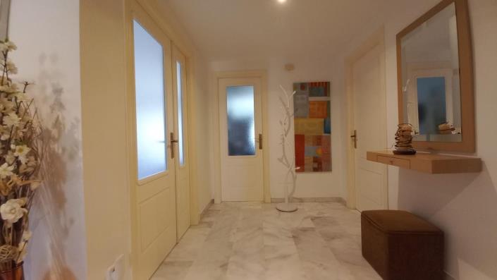 Image No.9-3 Bed Apartment for sale