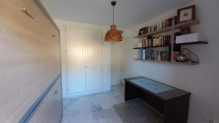 Image No.24-3 Bed Apartment for sale