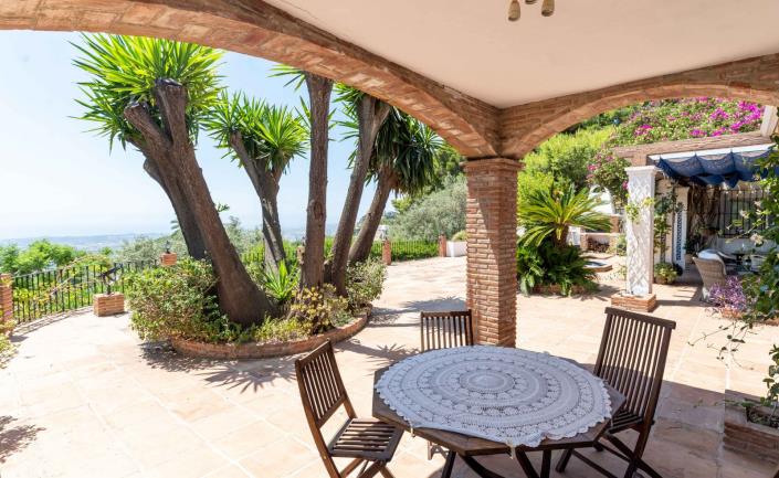 Image No.5-5 Bed Villa / Detached for sale